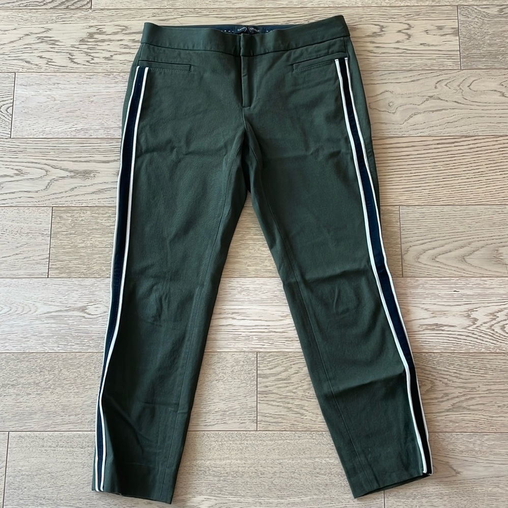 Banana republic straight legged pants, olive green, size 2